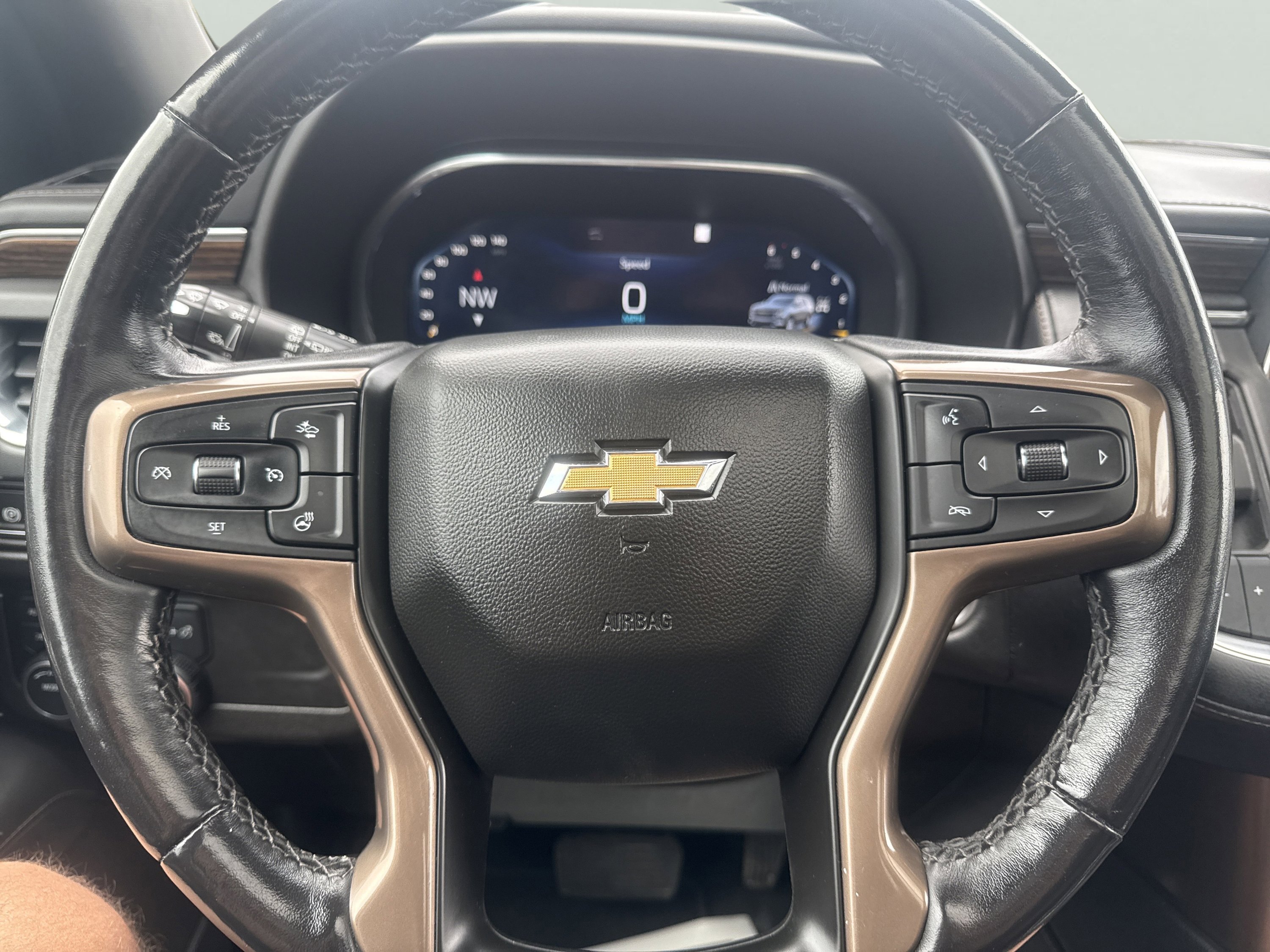 Used 2022 Chevrolet Tahoe High Country AWD/4WD image 32