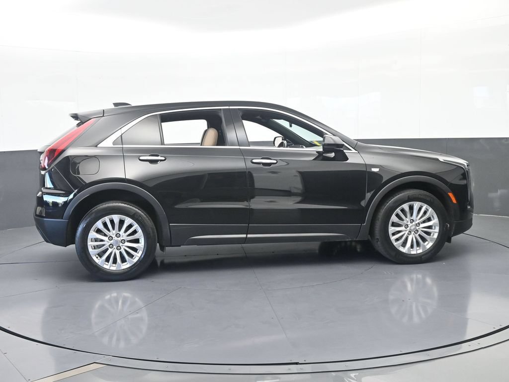 Used 2024 Cadillac XT4 Luxury FWD image 7