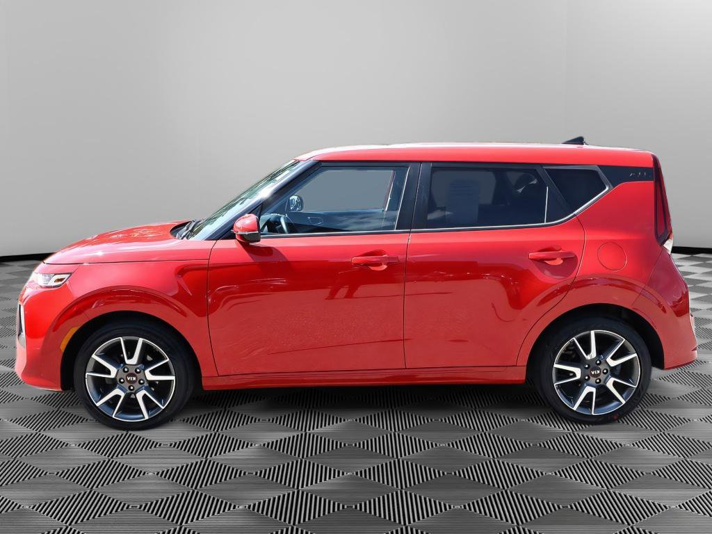 Used 2021 Kia Soul GT-Line FWD image 2