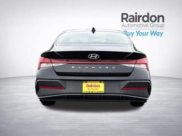 Used 2024 Hyundai Elantra SEL FWD image 6