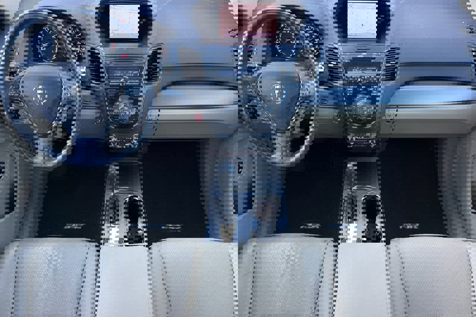 Used 2015 Acura RDX AWD w/ Technology Package image 4