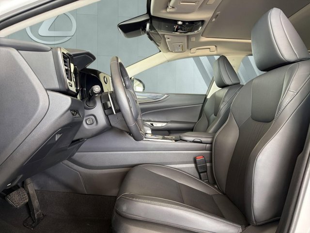 Certified 2025 Lexus NX 250 FWD w/ Towing Package (2000 Lbs) image 7