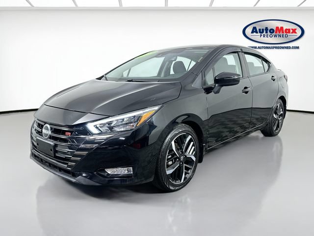 Used 2024 Nissan Versa SR w/ Electronics Package FWD image 4