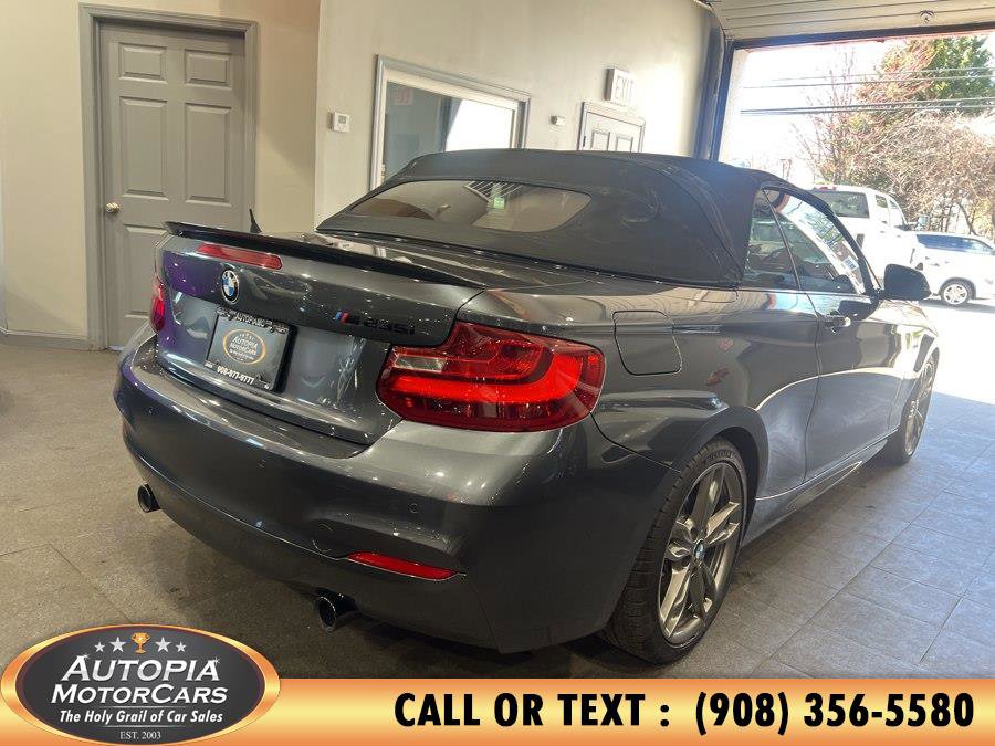 Used 2015 BMW M235i Convertible image 5
