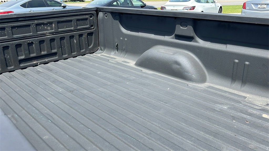 Used 2015 Chevrolet Silverado 3500 W/T image 31