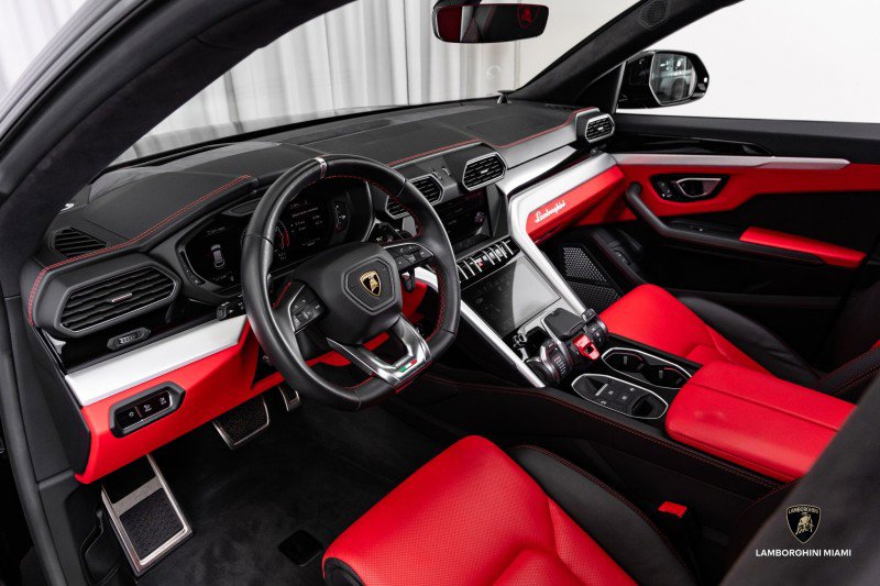 Used 2019 Lamborghini Urus image 27