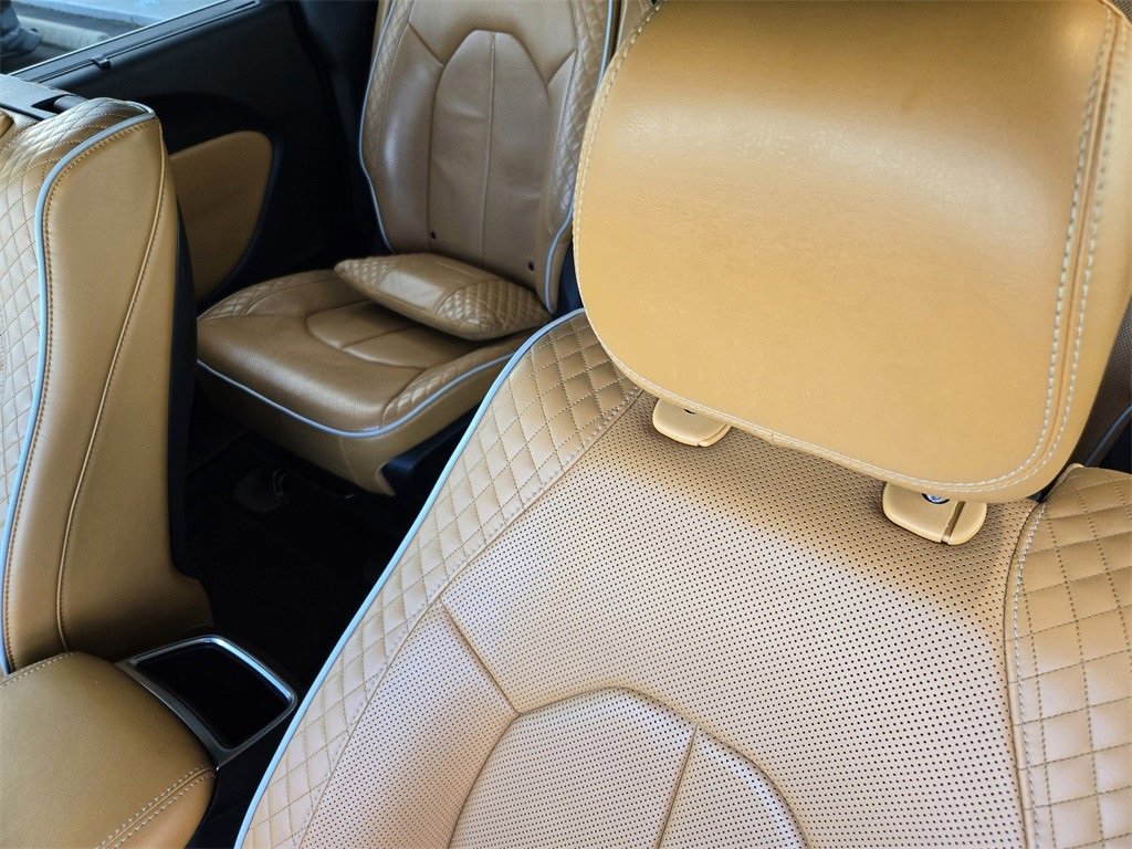 Used 2021 Chrysler Pacifica Pinnacle image 24