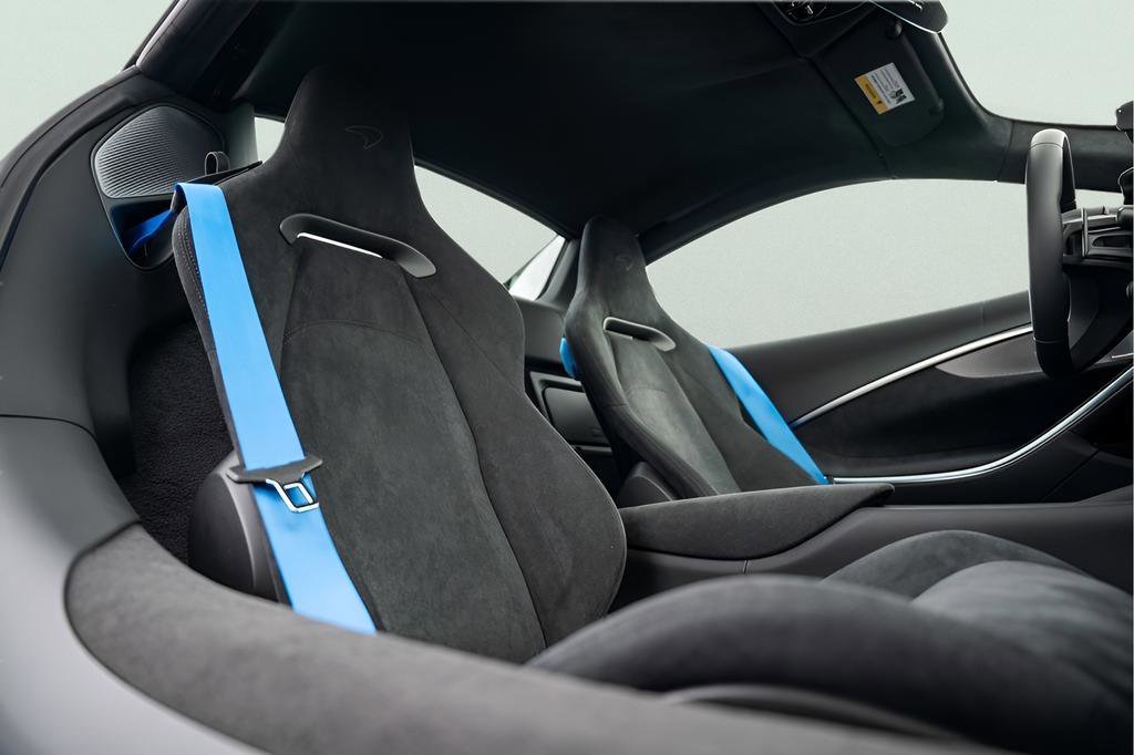 New 2026 McLaren Artura Spider image 47