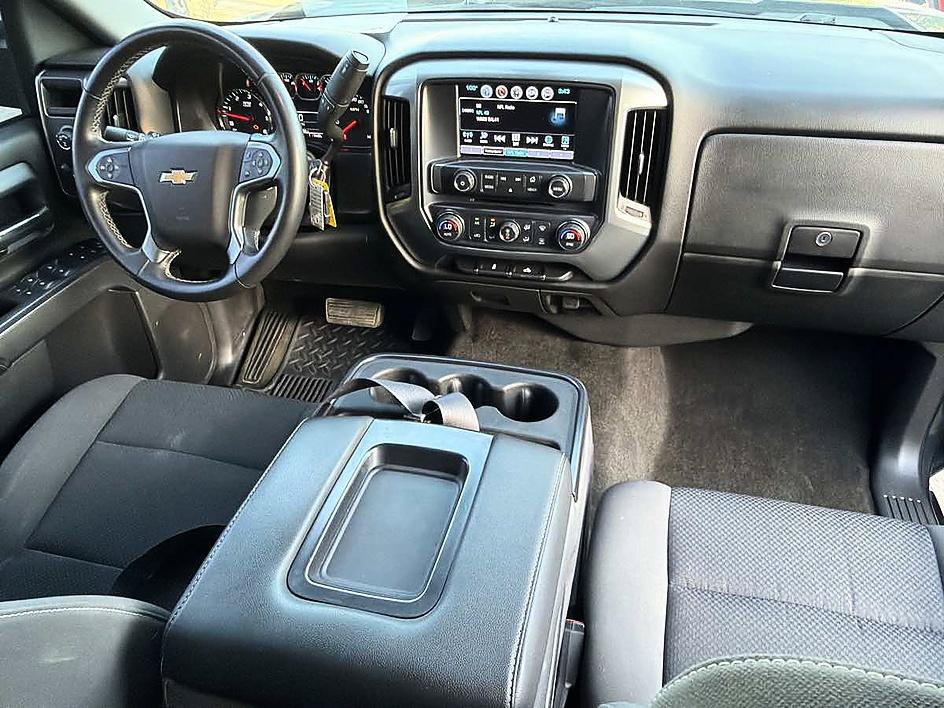 Used 2017 Chevrolet Silverado 1500 LT w/ LT Eassist Package AWD/4WD image 19