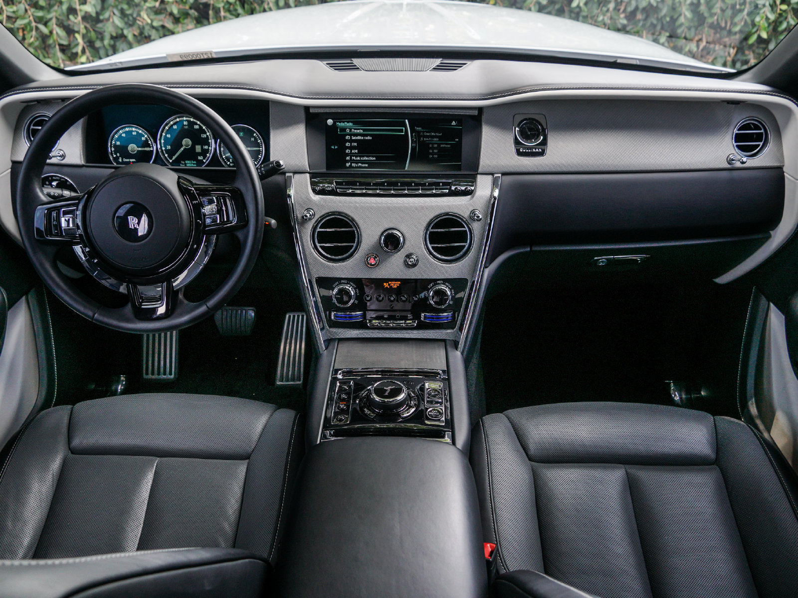 Certified 2024 Rolls-Royce Cullinan AWD/4WD image 12