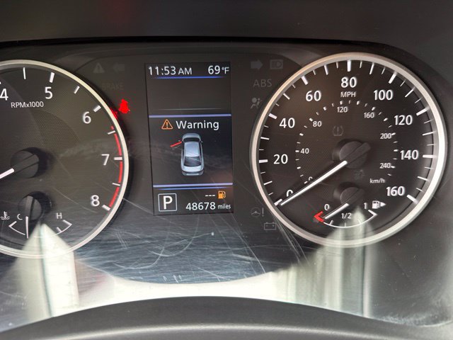 Used 2025 Nissan Sentra S FWD image 14