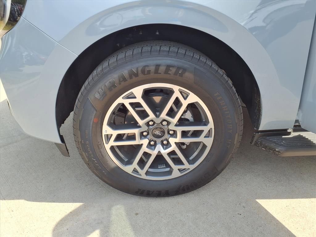 New 2026 Ford Expedition Max Active image 25