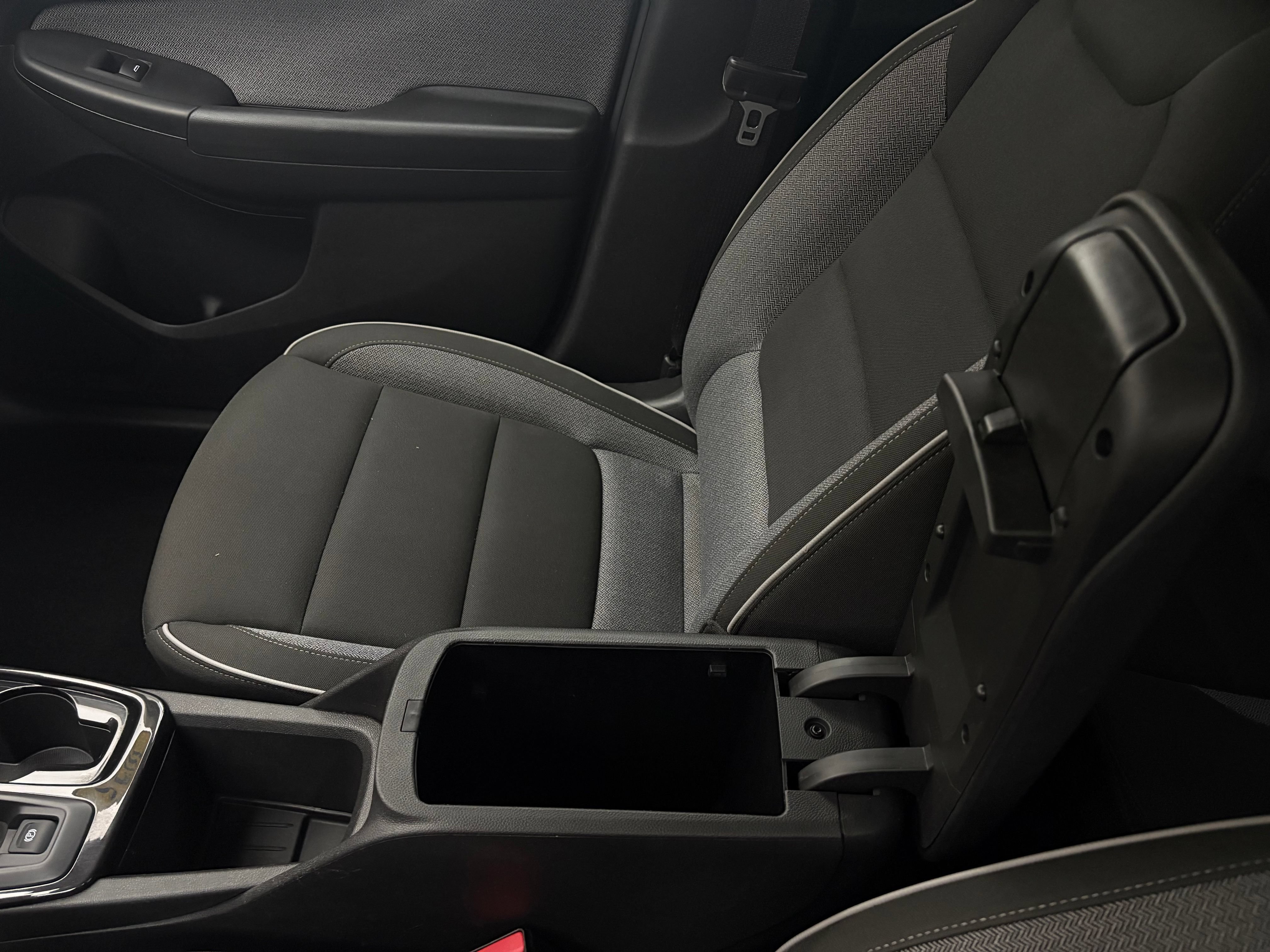 Used 2025 Chevrolet TrailBlazer LT FWD image 27