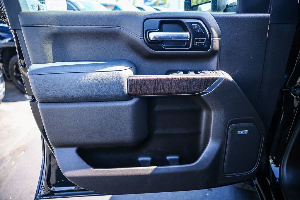 Used 2021 GMC Sierra 2500 Denali w/ Denali Black Diamond Edition image 32
