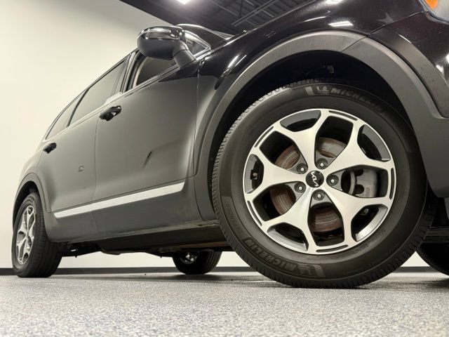 Used 2022 Kia Telluride EX FWD image 2