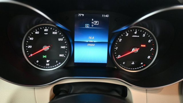 Used 2022 Mercedes-Benz GLC 300 4MATIC image 19