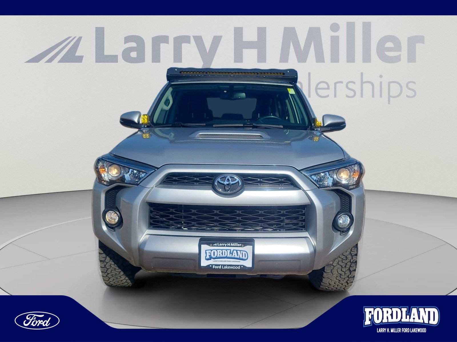 Used 2016 Toyota 4Runner Trail Premium AWD/4WD image 8