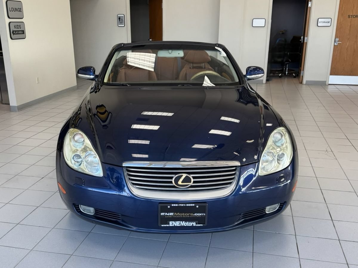 Used 2004 Lexus SC 430 Convertible RWD image 5