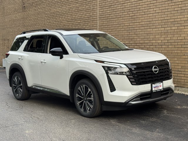 New 2026 Nissan Pathfinder Platinum AWD/4WD image 4