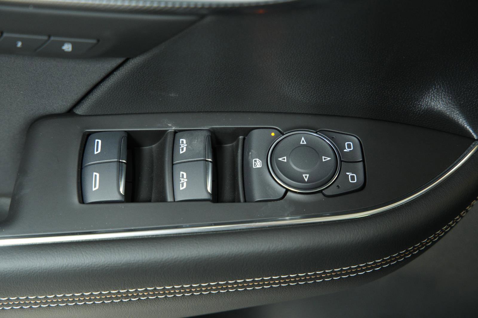 New 2025 Buick Envision Sport Touring image 26