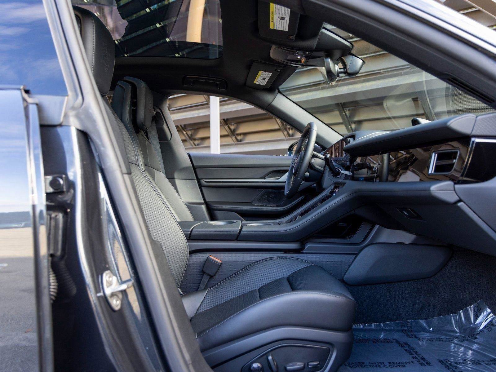 New 2025 Porsche Taycan image 87