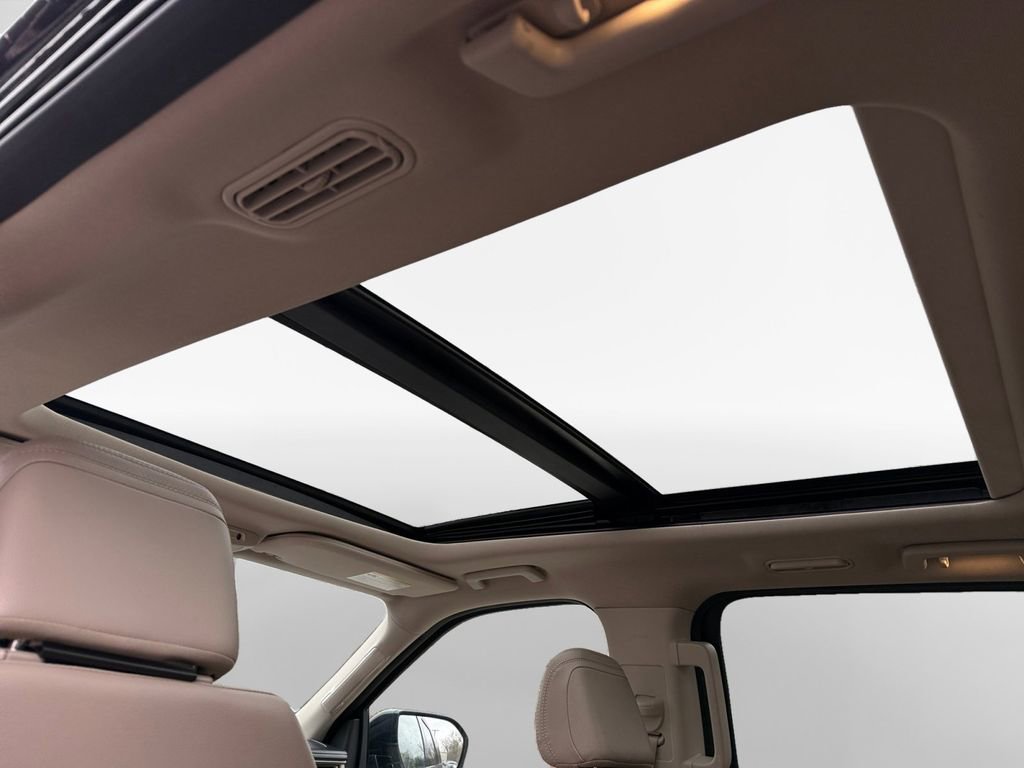 Used 2024 Ford Expedition Max Limited image 23