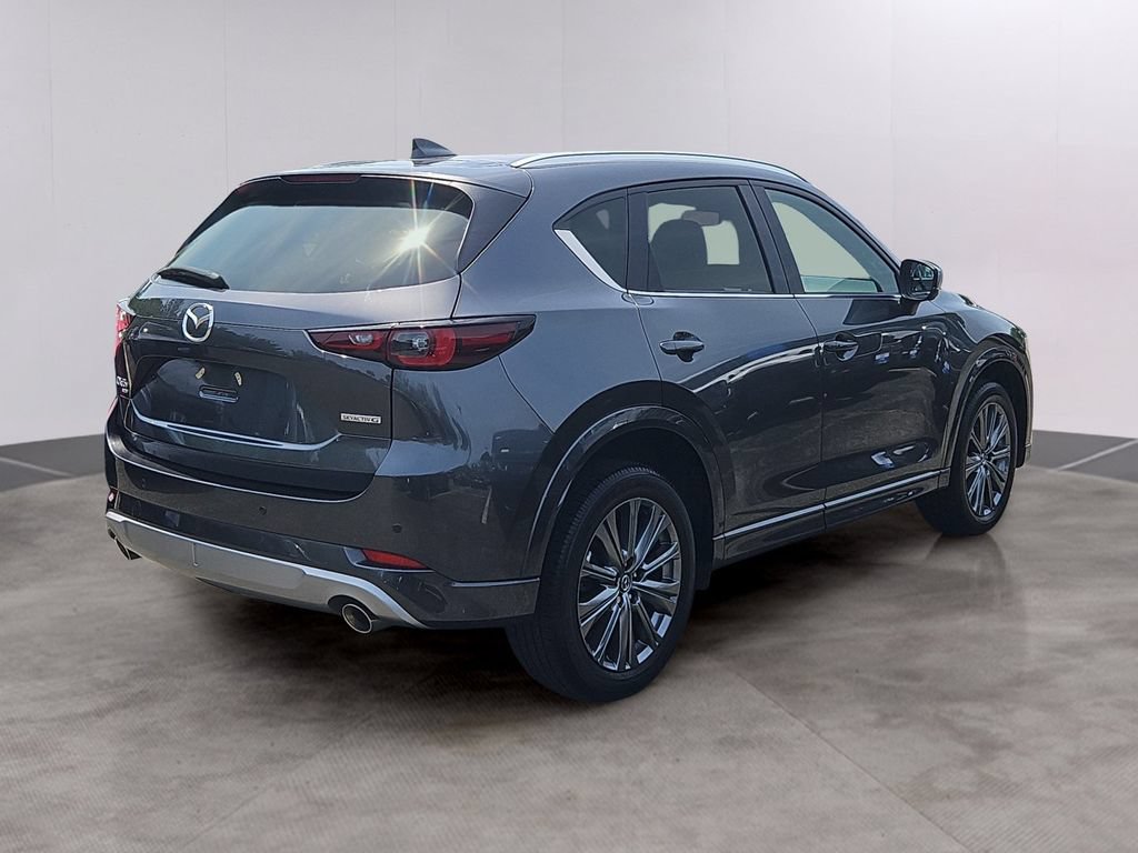 Used 2024 MAZDA CX-5 Signature AWD/4WD image 4