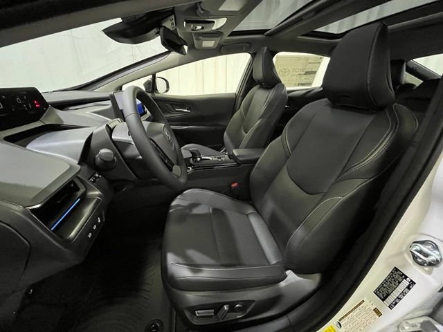 New 2026 Toyota Prius Plug-In Hybrid FWD image 9