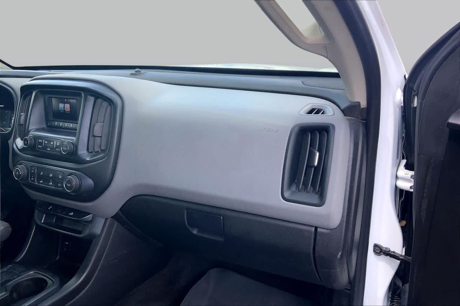 Used 2017 Chevrolet Colorado W/T RWD image 19