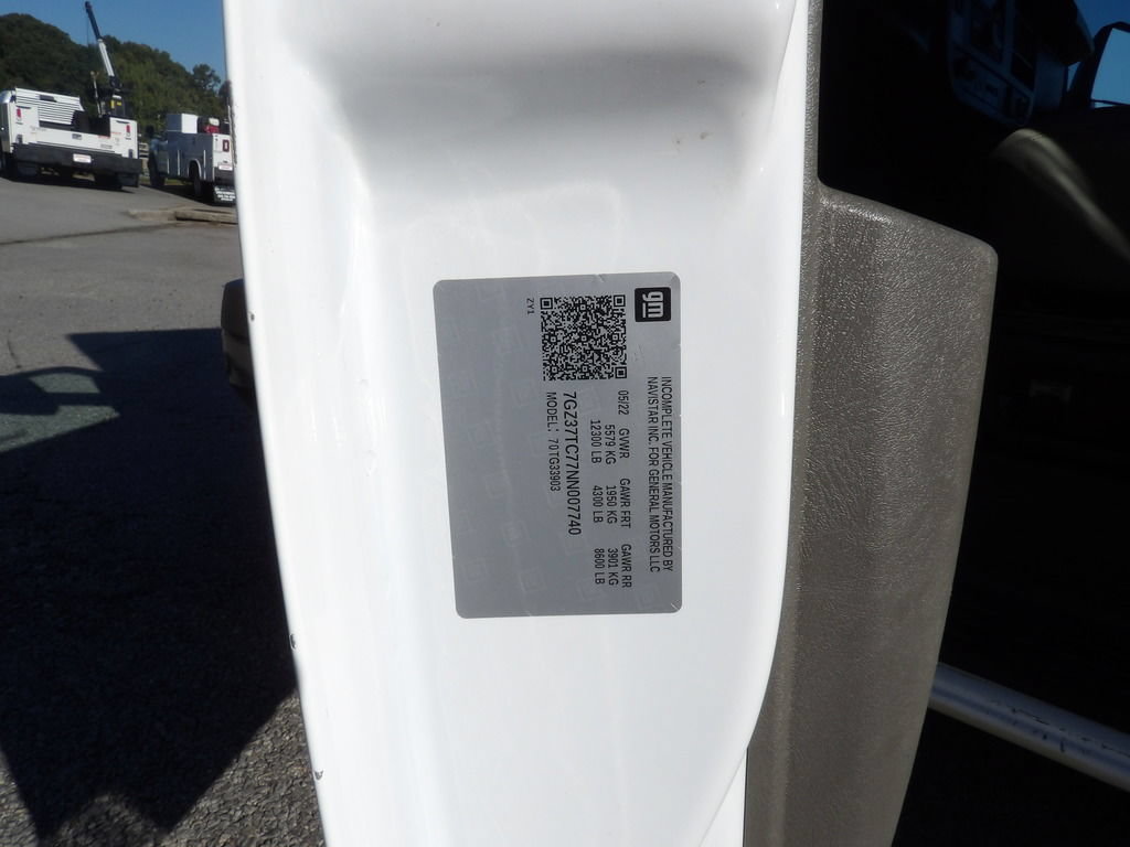 Used 2022 GMC Savana 3500 Extended w/ Power Convenience Package RWD image 49