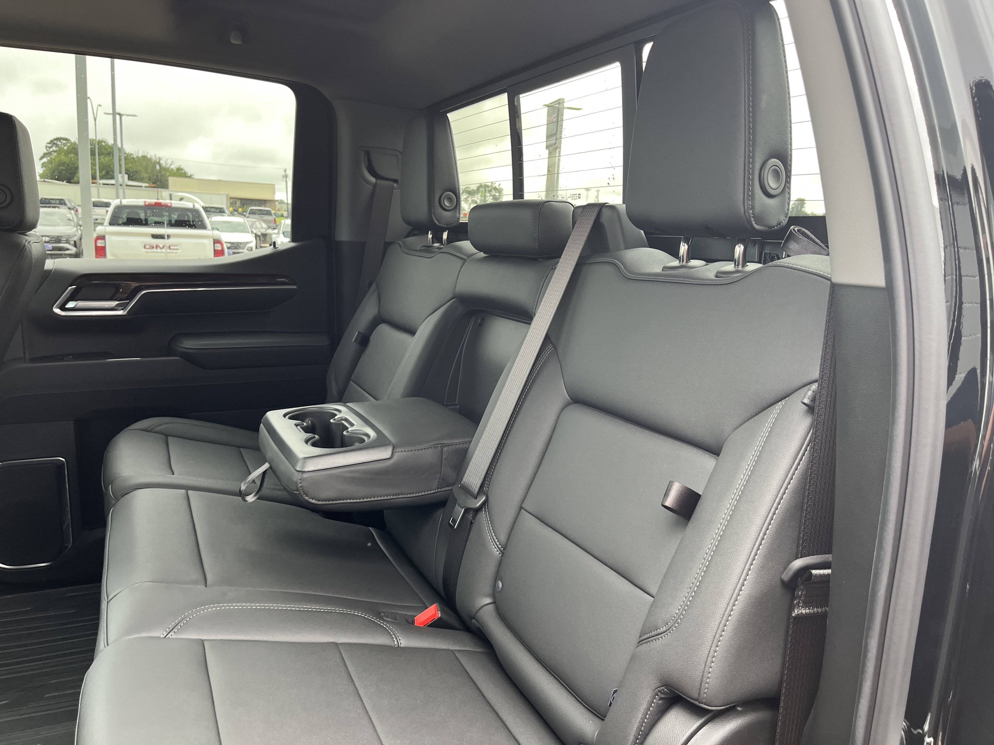 New 2026 GMC Sierra 1500 Elevation w/ Elevation Premium Package AWD/4WD image 13