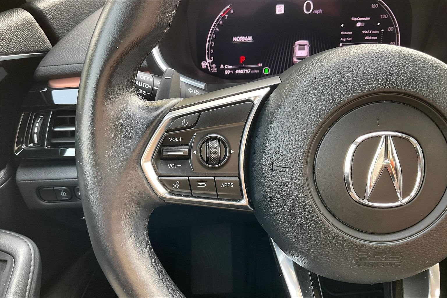 Used 2022 Acura MDX SH-AWD image 11