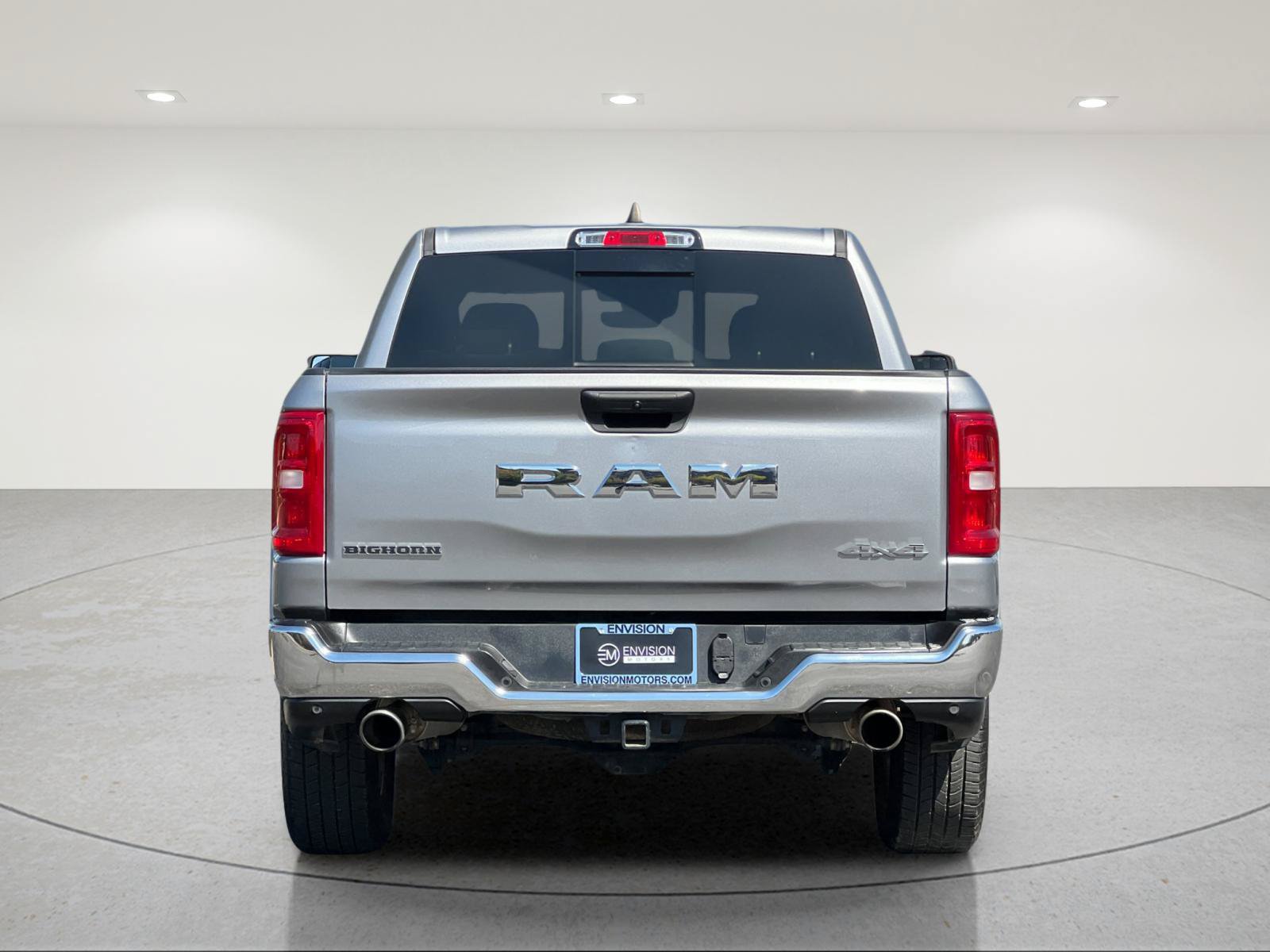 Used 2025 RAM 1500 Big Horn AWD/4WD image 4