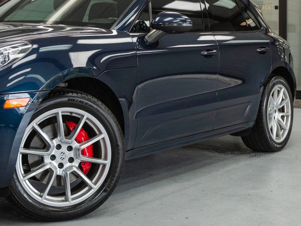 Used 2017 Porsche Macan Turbo AWD/4WD image 14