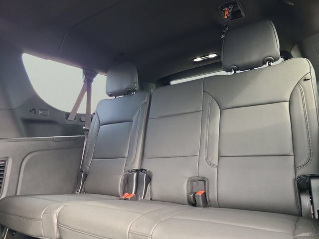 New 2026 Chevrolet Suburban LT w/ Comfort Package RWD image 15