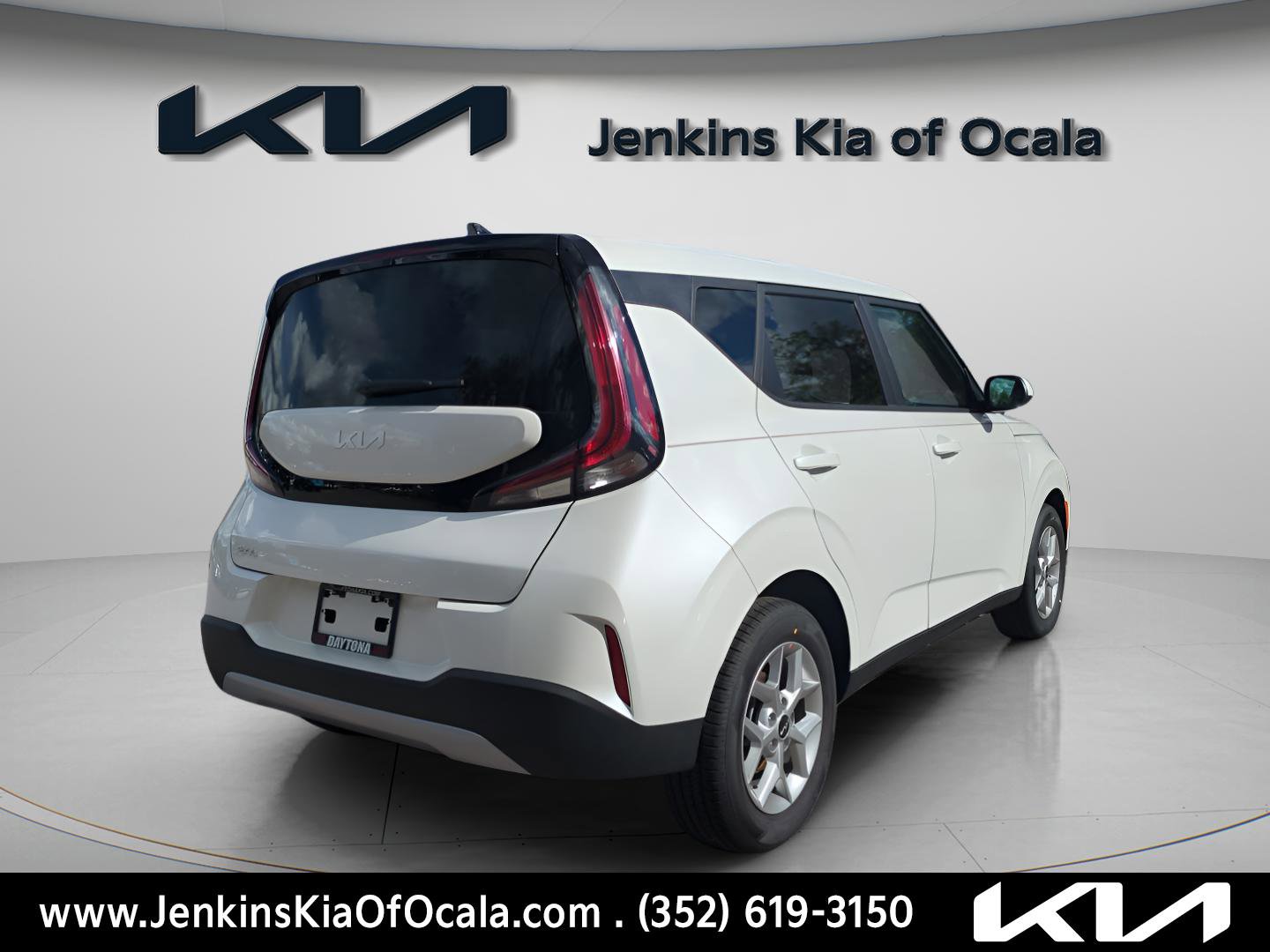 New 2025 Kia Soul LX image 3