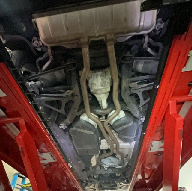 Used 2012 Porsche Cayenne S w/ Premium Pkg Plus image 85