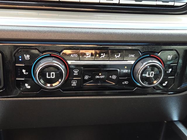 Used 2022 Chevrolet Silverado 1500 High Country w/ High Country Premium Package image 25