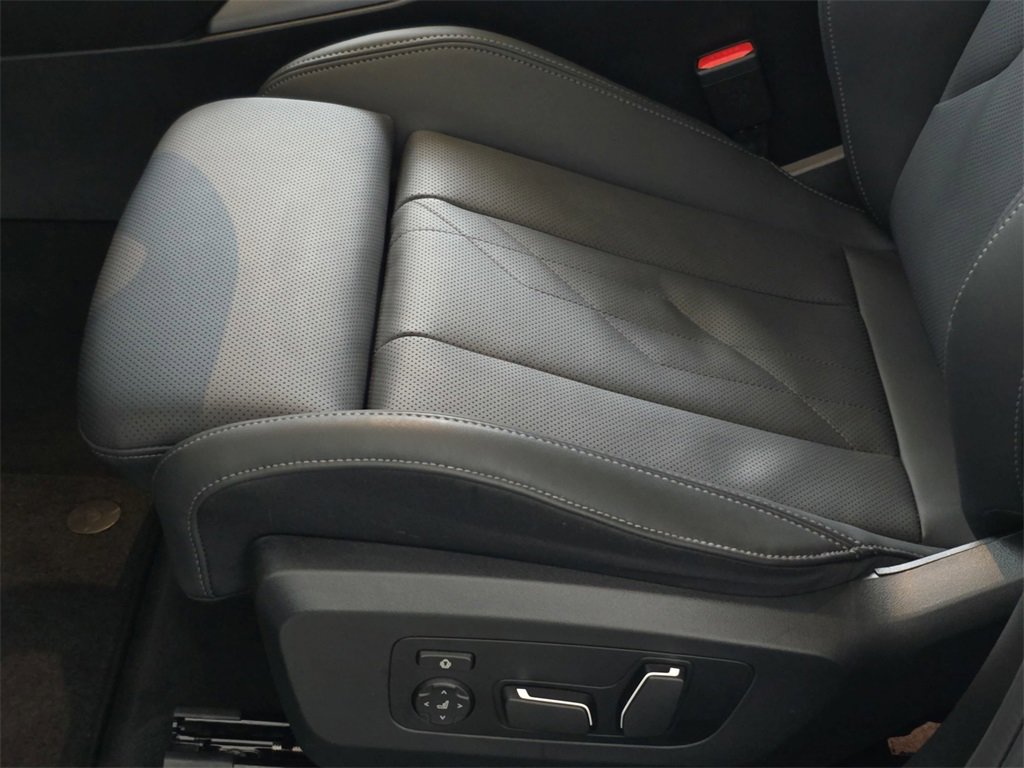 Used 2025 BMW X3 xDrive30i w/ Convenience Package image 31