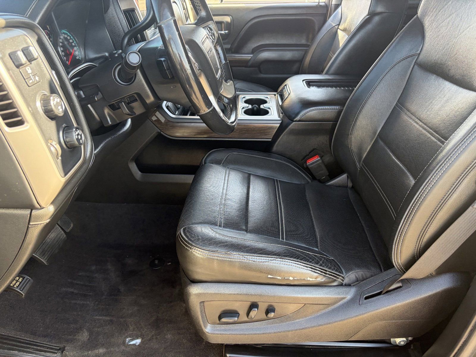 Used 2019 GMC Sierra 2500 Denali w/ Duramax Plus Package image 20