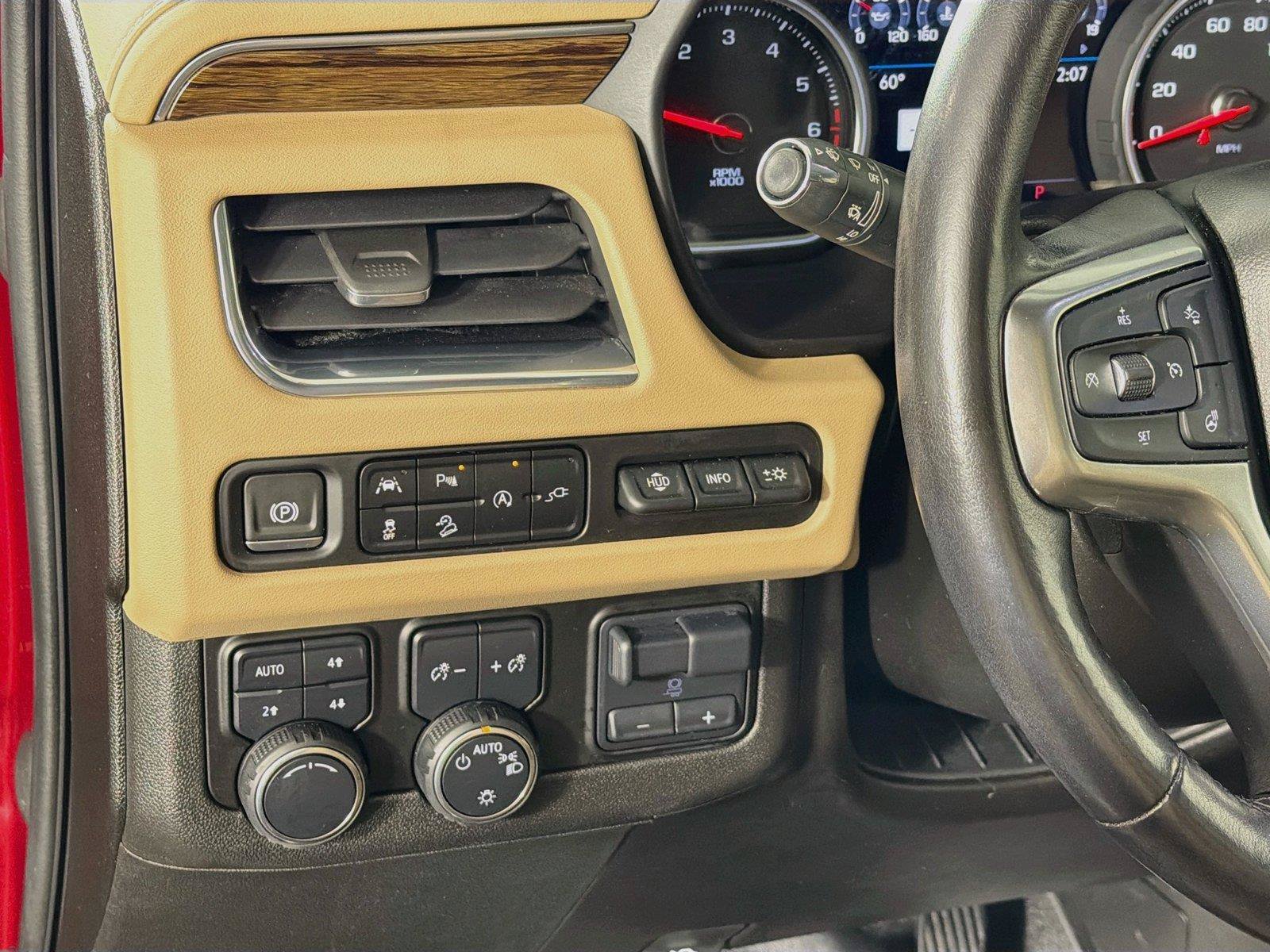 Used 2021 Chevrolet Tahoe Premier w/ Premium Package AWD/4WD image 16
