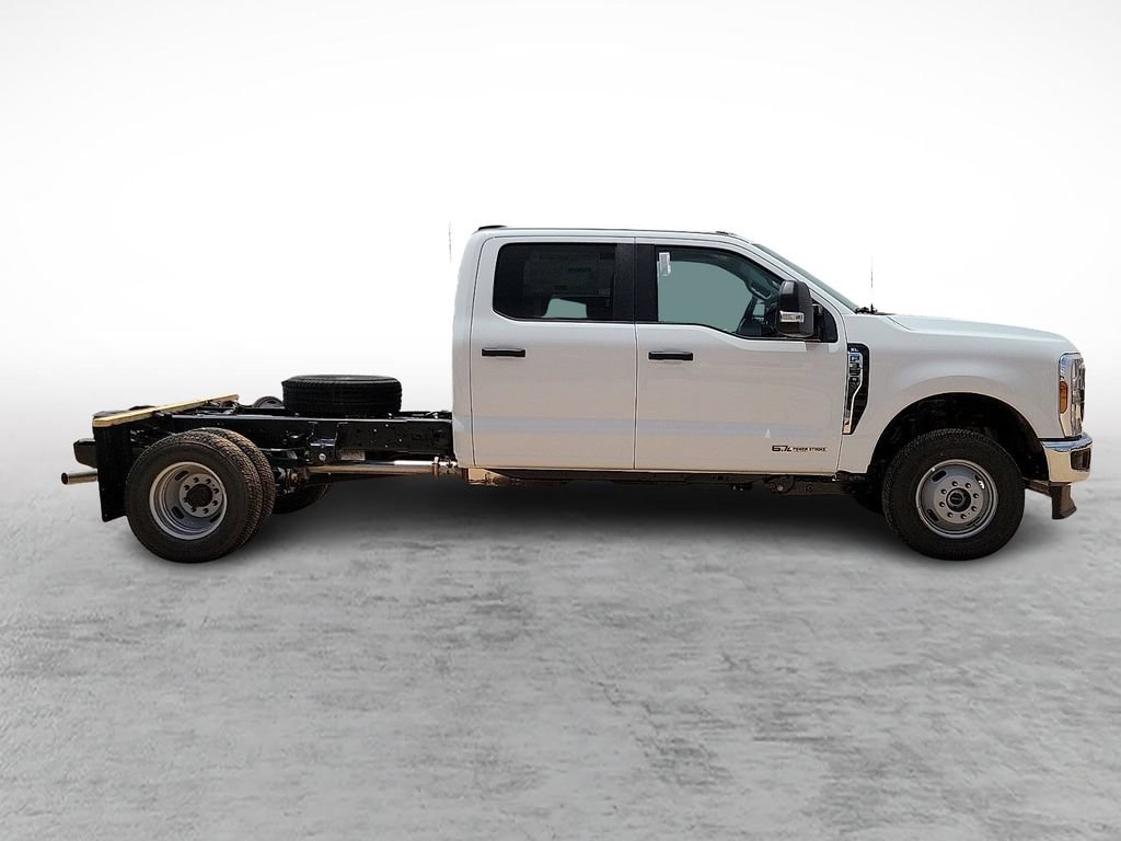 New 2026 Ford F350 XL w/ XL Chrome Package AWD/4WD image 12