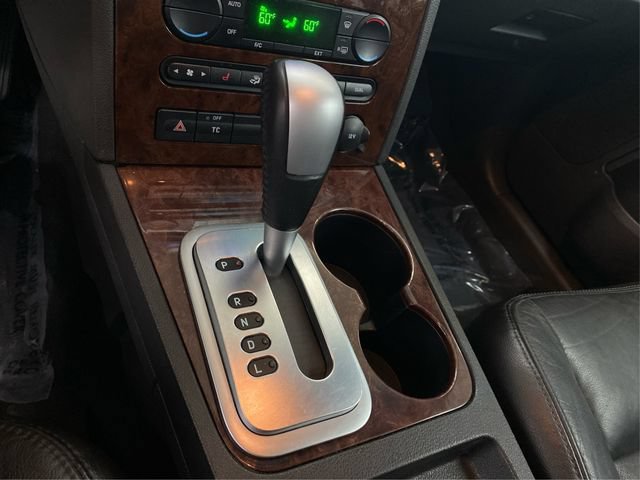 Used 2005 Ford Five Hundred Limited FWD image 32