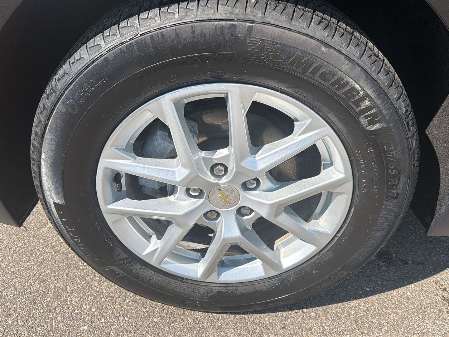 Used 2022 Chevrolet Equinox LT image 10