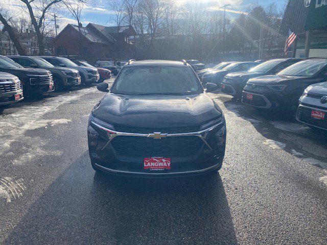 New 2026 Chevrolet Trax LT w/ LT Convenience Package image 2