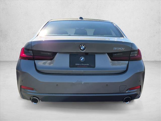 Used 2026 BMW 330i Sedan w/ Premium Package RWD image 7