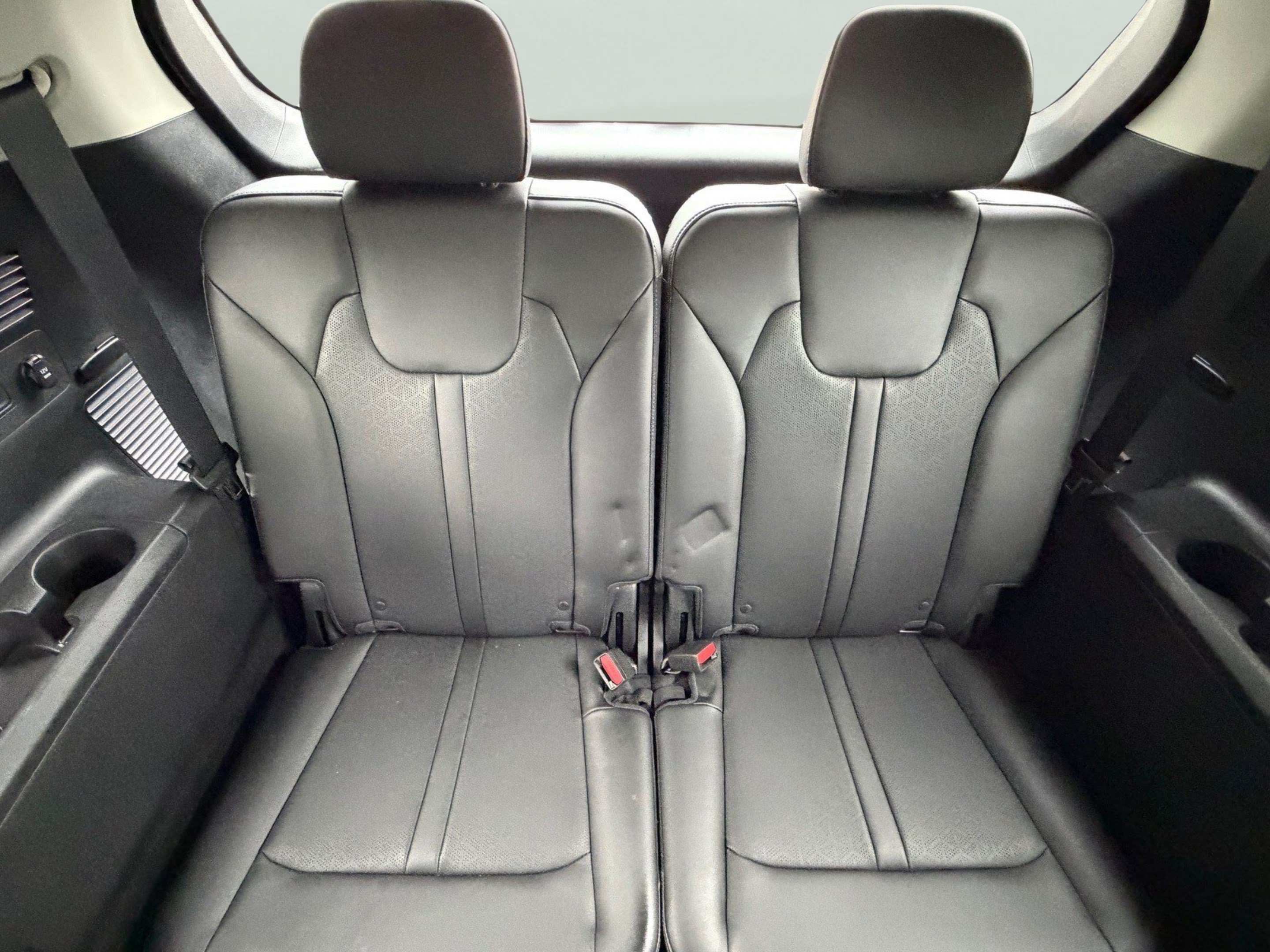 Certified 2023 Kia Sorento S FWD image 28