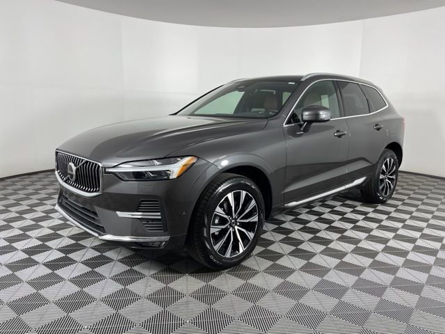 Used 2023 Volvo XC60 B5 Plus w/ Protection Package Premier FWD image 5
