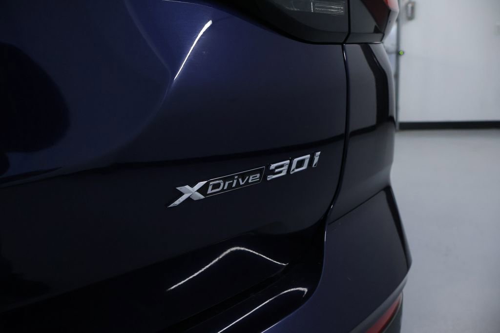 Used 2022 BMW X3 xDrive30i w/ Premium Package image 11