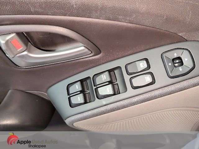 Used 2013 Hyundai Tucson GLS image 9